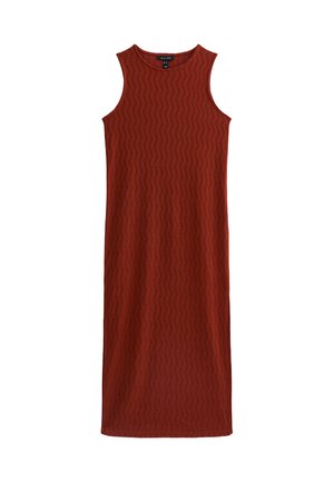 Abito maxi rosso senza maniche in tessuto texture con un motivo ondulato. Il design presenta un collo alto e una silhouette dritta.