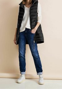 Street One Väst - black