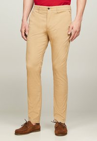 Tommy Hilfiger - BLEECKER SLIM FIT - Chino - classic khaki Thumbnail-Bild 1