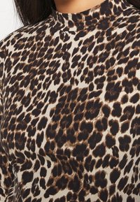 ONLY Långärmad tröja - black