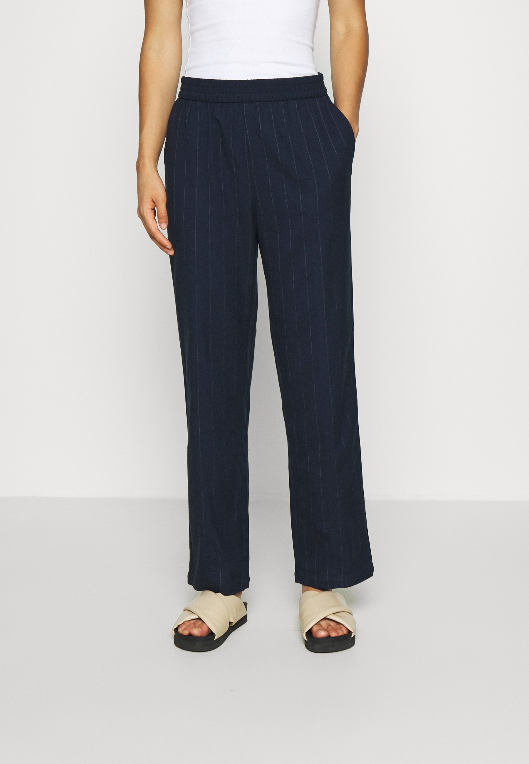 SAMI TROUSERS Bukse blue SAMI TROUSERS Bukse blue