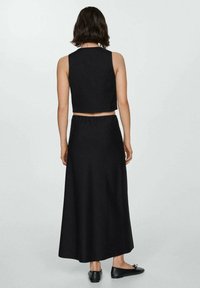 Mango Dolgo krilo - black