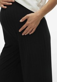 MAMALICIOUS UMSTANDS - Hlače - black