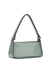 Borsa a tracolla in pelle verde con una superficie liscia, una forma rettangolare strutturata e rifiniture nere a contrasto; presenta un manico curvo per il trasporto.