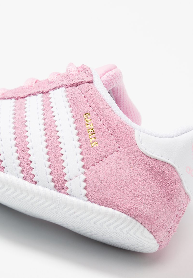 Nominal Parasut Ile Oyna Adidas Gazelle Bebe Fille Rose Masuafrica Org