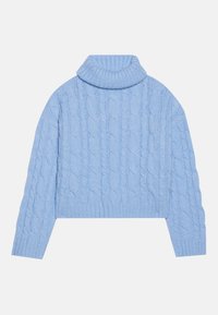 Unselected, light blue