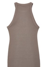 Débardeur marron à côtes avec un design sans manches et un col rond. Le tissu semble doux et extensible, présentant une texture lisse dans l'ensemble.