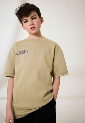 Next SUBSCRIBE HEAVYWEIGHT SHORT SLEEVE AND WIDE LEG JOGGERS SET - Teplákové kalhoty - black stone