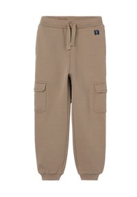 Beige cargo bukser med elastisk talje, snoretræk og ribbestrikkede manchetter, med to sidelommer og et logo-patch på taljen.