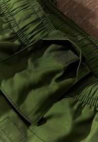 Next REGULAR FIT - Plaukimo šortai - khaki green
