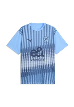 Jasnoniebieska koszulka Manchester City esports z ciemnoniebieskimi pionowymi pasami, logo Puma oraz brandingiem Etisalat i sponsora na przodzie.