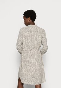 Selected Femme SLFDAMINA 7/8 DRESS - Skjortekjole - sandshell