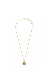 Gouden ketting met een ronde hanger voorzien van een complexe ontwerp en kristalaccenten, gepresenteerd tegen een witte achtergrond.