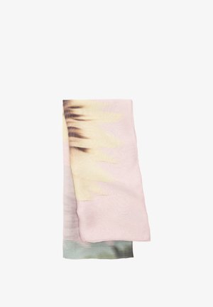 Jedwabny szalik z gradientowym wzorem w delikatnych odcieniach różu, żółci i zieleni, gładką strukturą oraz abstrakcyjnym wzorem na jednym końcu.