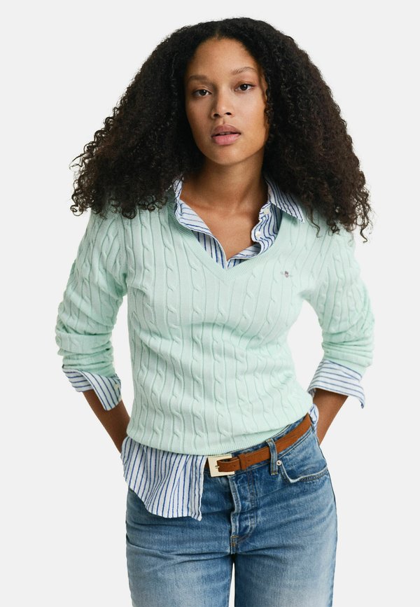 CABLE V NECK - Strickpullover - faded mint