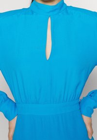 IVY OAK Vapaa-ajan mekko - blue