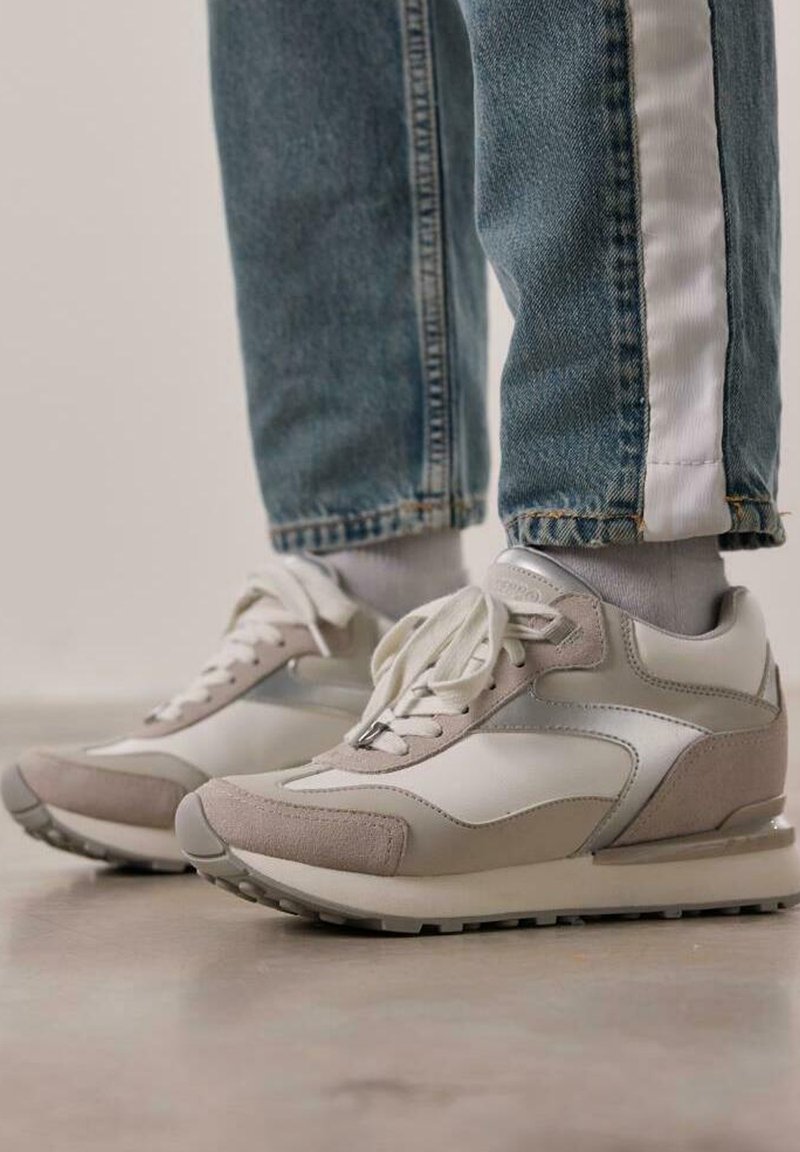 Gioseppo Zapatillas - plata