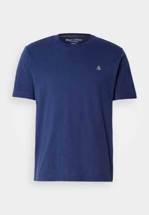 Navy blå t-skjorte i bomull med korte ermer, rund hals og liten brodert logo på brystet, med en vanlig passform.
