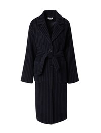 Navyblauwe jas met verticale witte strepen, slim fit ontwerp, grote revers, twee voorzakken en een striksluiting.