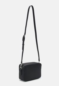 Valentino Borsa SOHO In Ecopelle Nera – Satchel A Tracolla Con Doppi Manici - 2