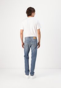 Thumbnail Image 4