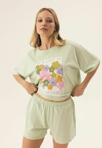 ESOTIQ BLOOVII SET jasnozielony