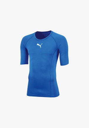 Blå kortærmet træningsshirt lavet af et glat, strækbart stof. Har en rund halsudskæring og et hvidt Puma-logo på brystet.