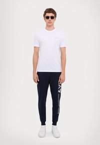 EA7 Emporio Armani TROUSER - Παντελόνι φόρμας - armani blue