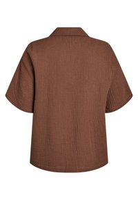 Braune Texturbluse mit Kurzarm und Kragen. Der Stoff hat ein zerknittertes Muster, das visuelles Interesse hinzufügt.