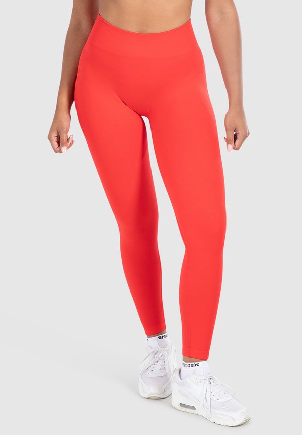CETRINA SEAMLESS SCRUNCH LEGGINGS - Tights - rot