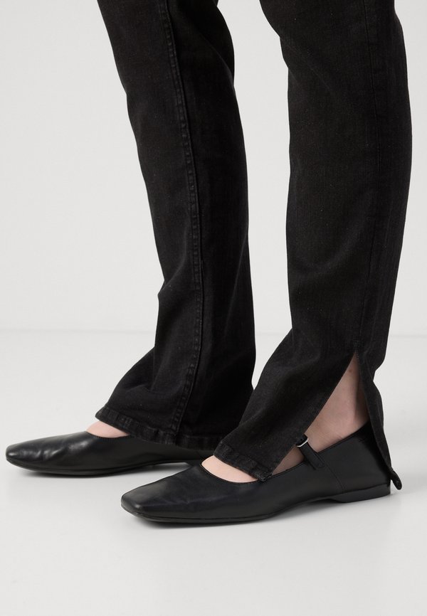 BYLOLA - Bootcut jeans3