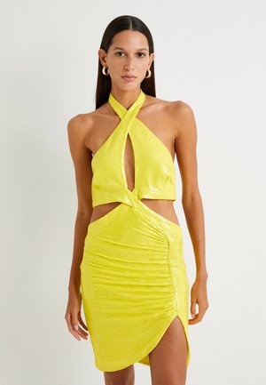 SEQUINED CUT OUT DETAIL  - Cocktailkleid/festliches Kleid - yellow