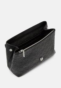 Calvin Klein MUST TOP HANDLE MONO - Handtas - black