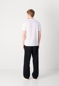 Calvin Klein RED BOX GRAPHIC  - T-shirts print - brilliant white