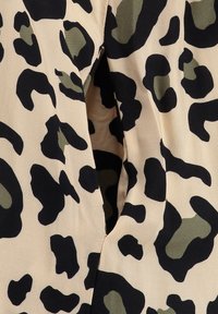 Key Largo SAVANNA V-NECK - Freizeitkleid - khaki