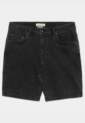 Shorts en denim noir à coupe droite, dotés d'une fermeture par bouton et fermeture éclair, cinq poches et des coutures contrastantes.