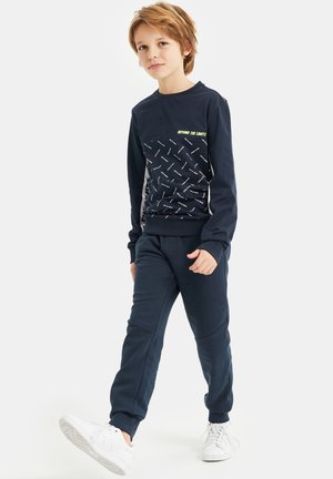 MET TAPEDETAIL EN TEKSTDESSIN - Langærmede T-shirts - dark blue