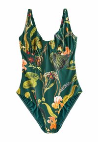 Eénstuk zwempak van groene stof met een bloemenprint van verschillende planten en bloemen in tinten van oranje, geel en rood.