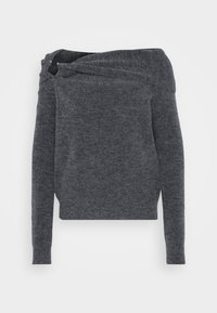 Grå strikkegenser med av-hofte-design, lange ermer og en teksturert overflate. En unik vridning ved halsen.