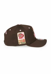 Mitchell & Ness Cap - brown