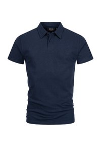 Dunkelblaues Poloshirt aus Baumwolle. Verfügt über einen Kragen, zwei Knöpfe und ein kleines Logo auf der Brust. Kurze Ärmel.