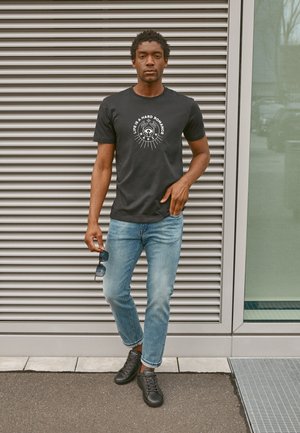 HORNS - T-shirt con stampa - black