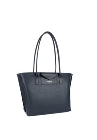 Sac fourre-tout en cuir marine avec deux longues poignées, une surface texturée et un petit accent en rabat. Logo de la marque visible à l'avant.