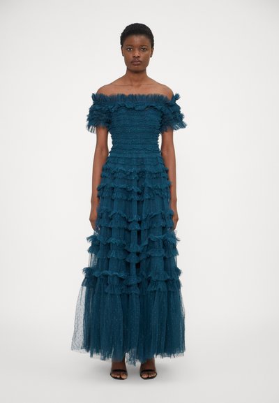 Needle & Thread LISETTE RUFFLE OFF SHOULDER GOWN - Iltapuku - emerald