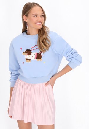 Sweater - light blue