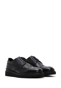 Derimod Derbies & Richelieus - black