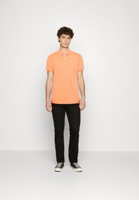 TOM TAILOR BASIC  - Polo - soft peach orange