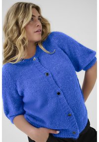 Kaffe Curve EMILIA   - Chaqueta de punto - surf the web