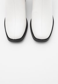 Even&Odd Bottines - white