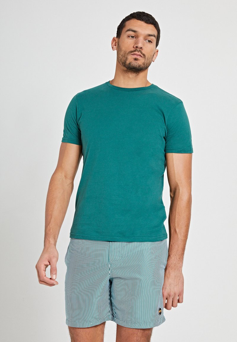 Herren Badehosen | Shiwi Badeshorts pine green/dunkelgrün - SZ25095 Herren Badehosen | Shiwi Badeshorts pine green/dunkelgrün - SZ25095